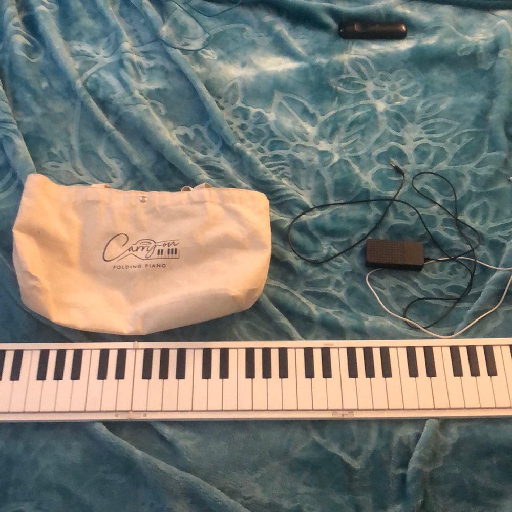 88 Key Folding Piano - White